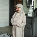 ZAHQA - Mukena Terusan Anak SD 1-3 Abaya Hadramaut Katun Micro Premium Polos Renda Gipper Atiqa