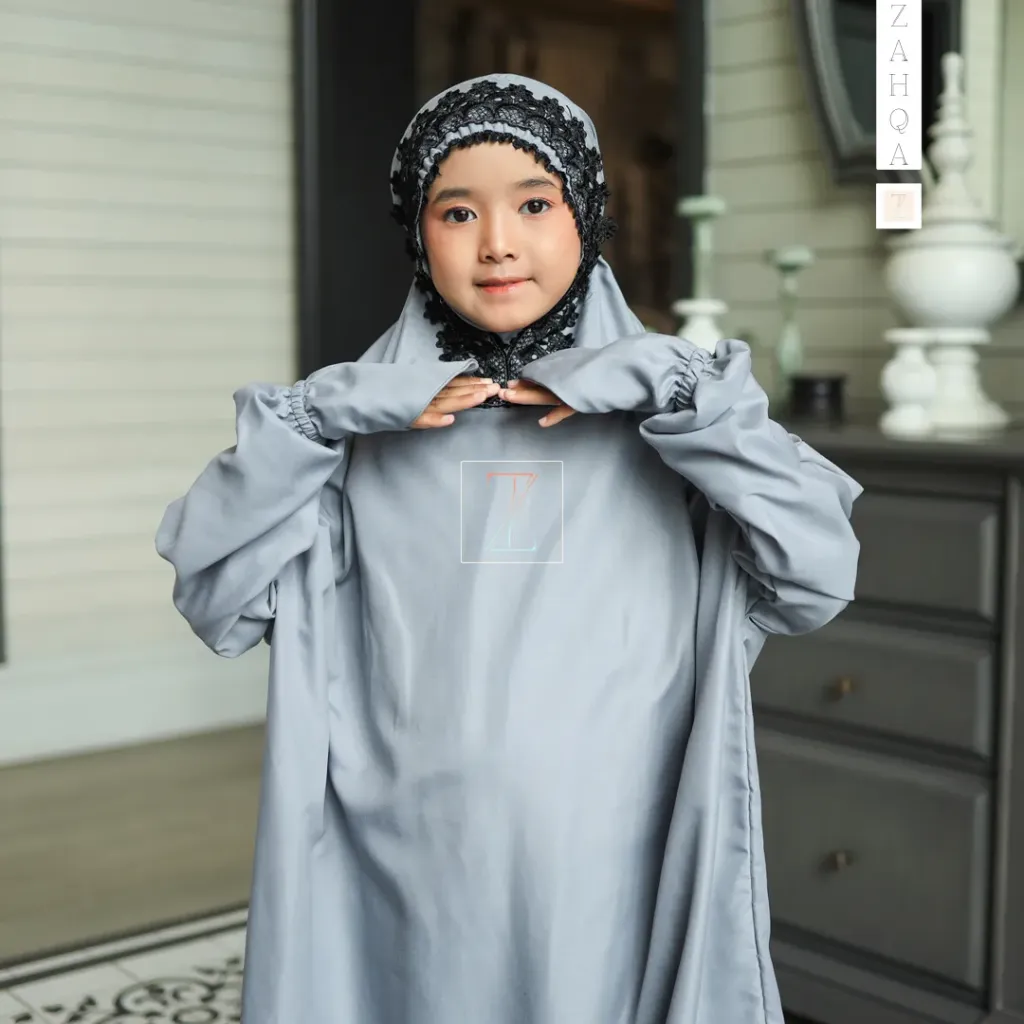 ZAHQA - Mukena Terusan Anak SD 1-3 Abaya Hadramaut Katun Micro Premium Polos Renda Gipper Qisya