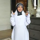 ZAHQA - Mukena Terusan Anak SD 1-3 Abaya Hadramaut Katun Micro Premium Polos Renda Gipper Qisya