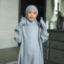 ZAHQA - Mukena Terusan Anak Remaja SD 4-6 Abaya Hadramaut Katun Micro Premium Polos Renda Gipper Hayati
